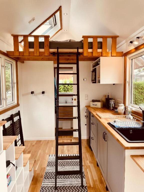Tiny House Fleesensee Mit Eigenem Garten Und Nur Wenige Meter Vom Seeufer Göhren-Lebbin Zewnętrze zdjęcie