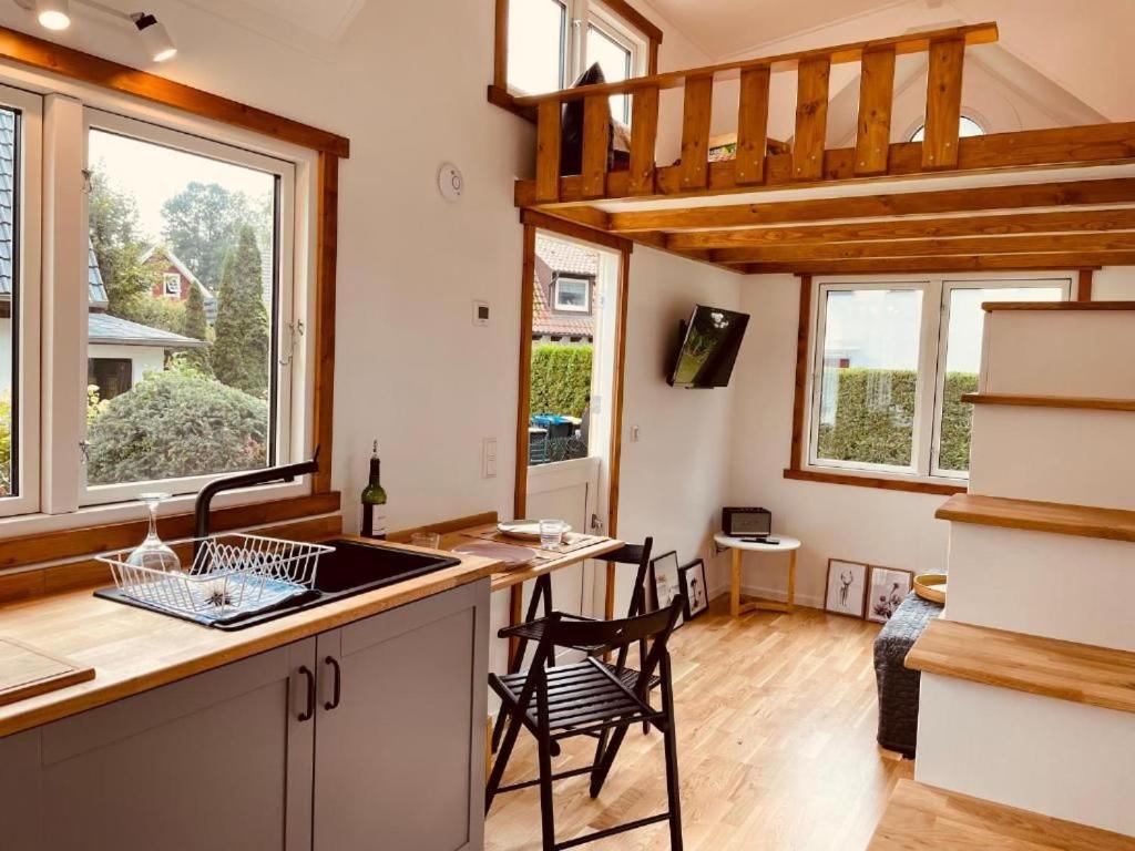 Tiny House Fleesensee Mit Eigenem Garten Und Nur Wenige Meter Vom Seeufer Göhren-Lebbin Zewnętrze zdjęcie